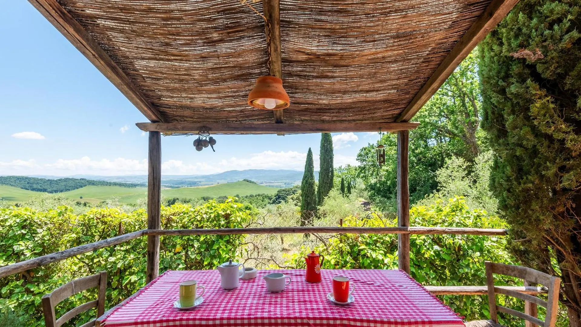 Casa Rosa A Murlo Apartment Italy